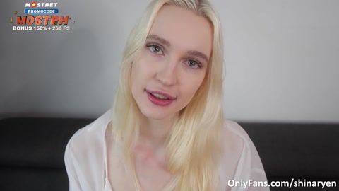 Step Sis Caught Without Wearing Panties!